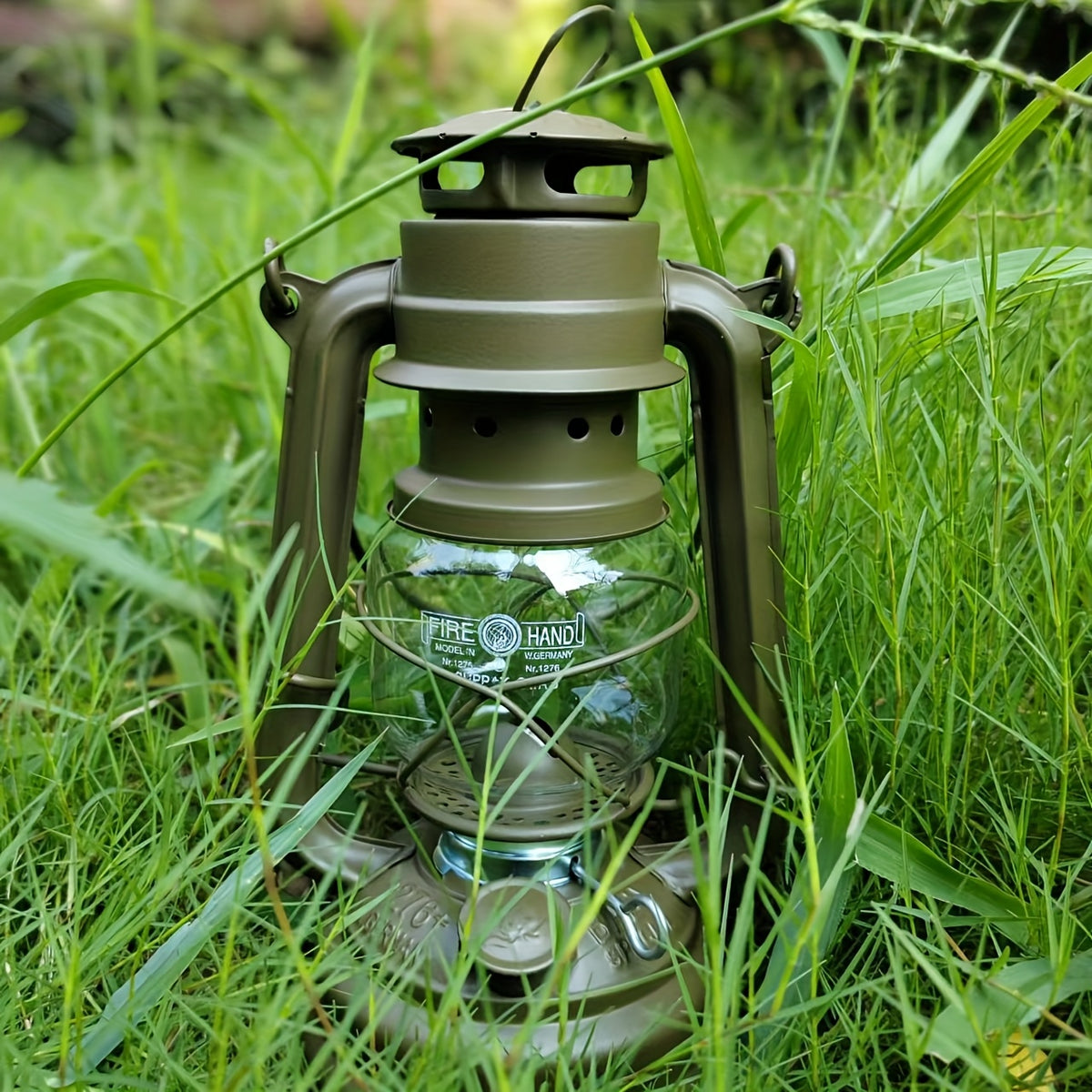 Hurricane Lamp - Metal Kerosene Lantern with Panels, Outdoor Storm for camping